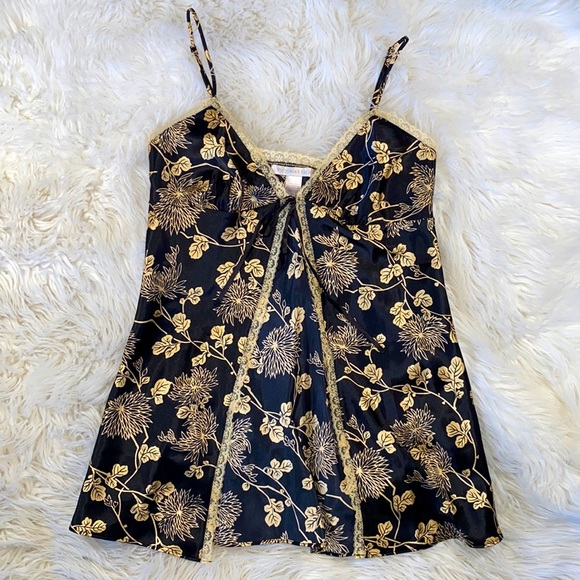 Victoria's Secret Tops - Victoria’s Secret • 2011 Vintage Tie Front Babydoll Floal